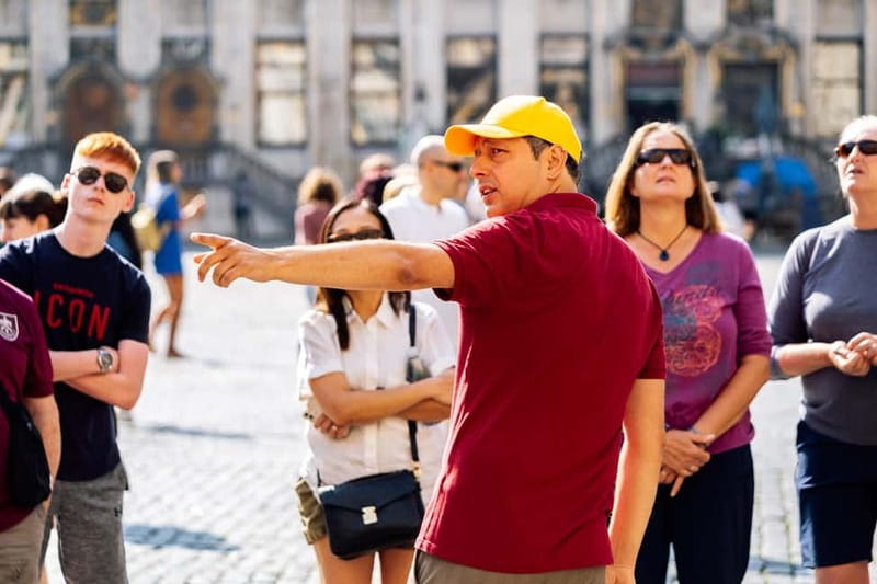 Brussels: Historical Tour with Chocolate & Waffle Tasting - Key Things That Make This Tour Worth Your Afternoon