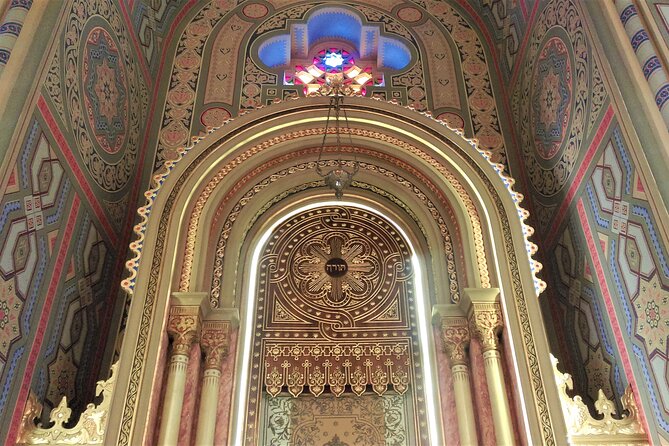 Bucharest Jewish Heritage | Private Walking Tour - Stop 4: Teatrul Evreiesc de Stat for a quick cultural landmark