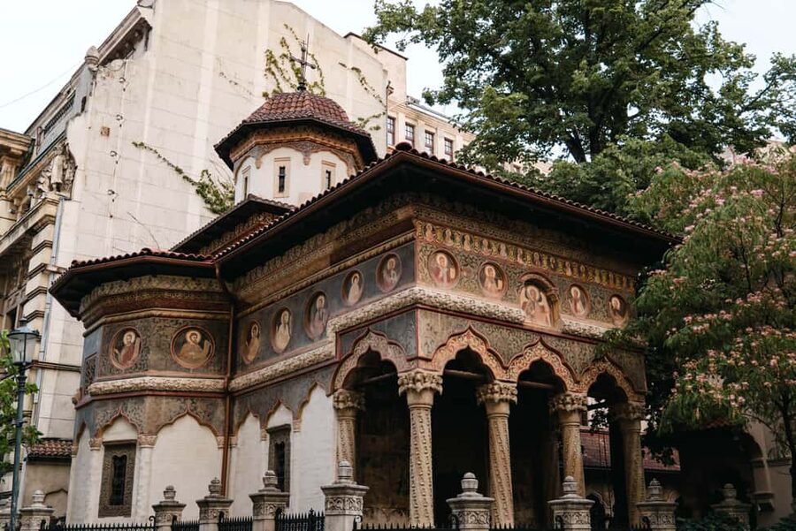 Bucharest: Local Food and History Tour - How the History Walk Explains Modern Bucharest