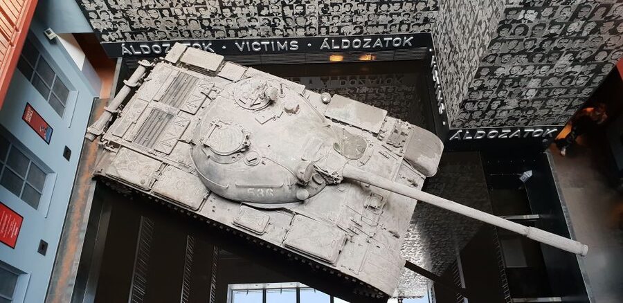 Budapest: Communist History Tour with House of Terror Option - How to plan your day around a 2-hour tour