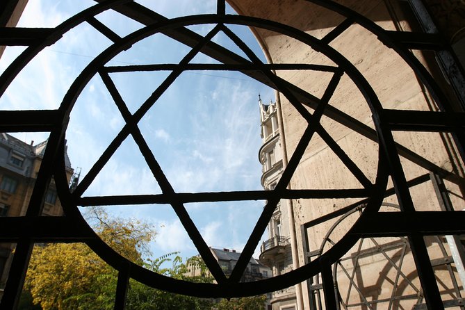 Budapest Jewish Heritage Memorial Walking Tour & Synagogue Entry - Price and what you truly get for $83.44