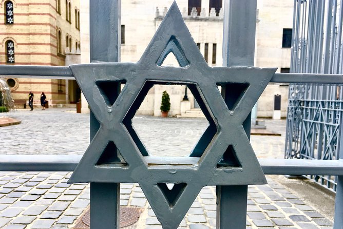 Budapest Jewish Heritage: Synagogues, Shoes, Secrets & Flódni - Flódni at the end: finishing with a pastry you can taste
