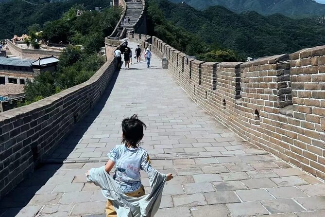 BusDa-Ancient Great Wall &Badaling Great Wall Full-day Bus Tour - Stop 1: The Incomplete/Ancient Great Wall at Badaling