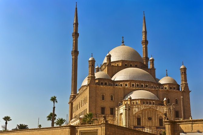 Cairo Half Day Tours visit Islamic Cairo & ancient mosques - Stop 3: Al-Azhar Mosque and the Fatimid story
