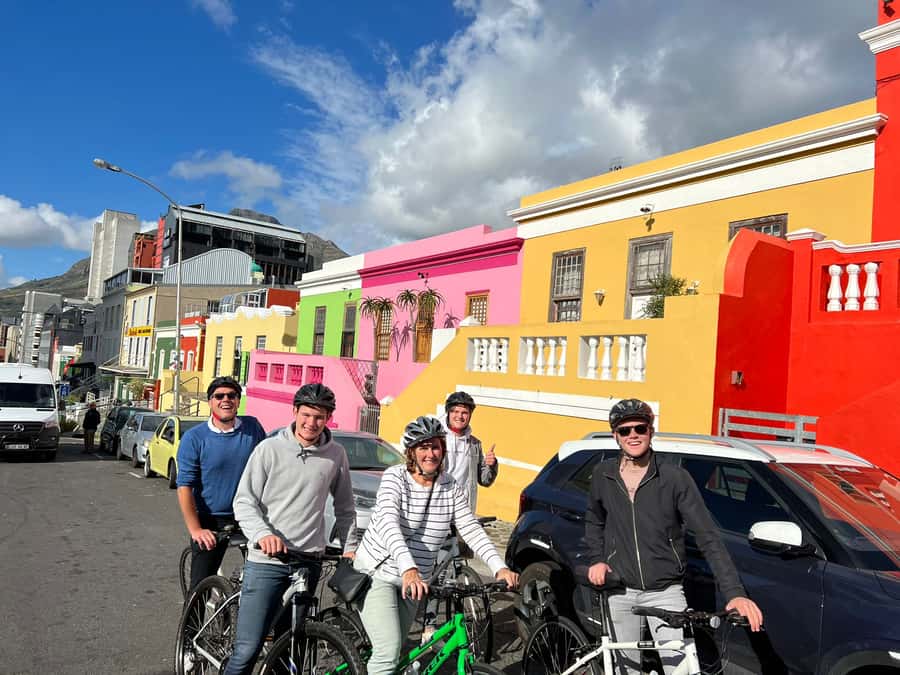 Cape Town Guided City Cycling Heritage Tour - Private Tour - Greenmarket Square: the city bowl’s souvenir hotspot (and a quick orientation)