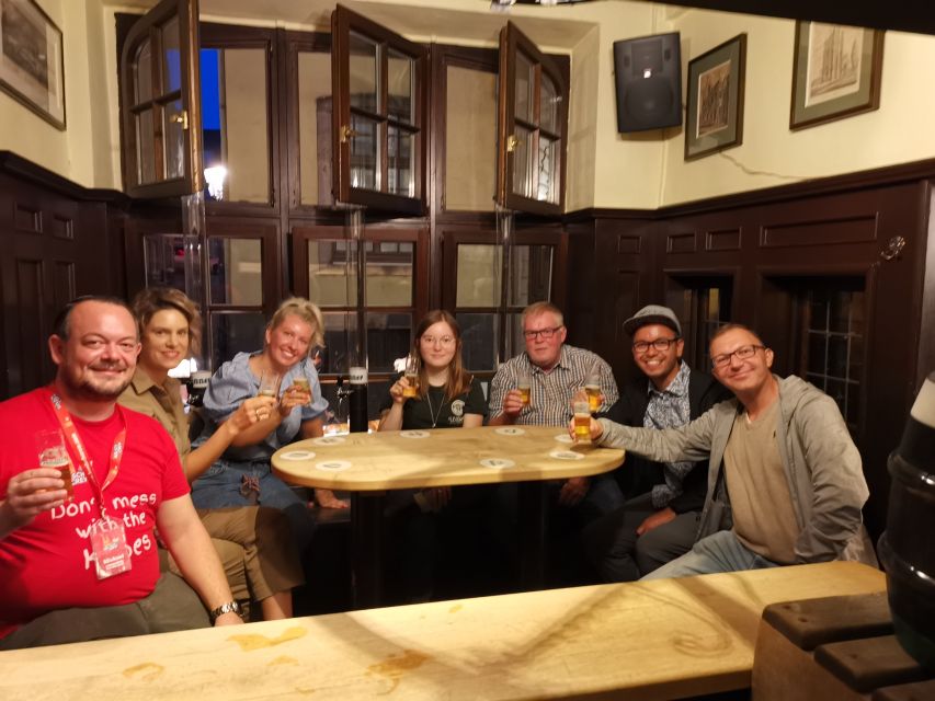 Cologne: Old Town Beer History Tour - Private option for companies and celebrations