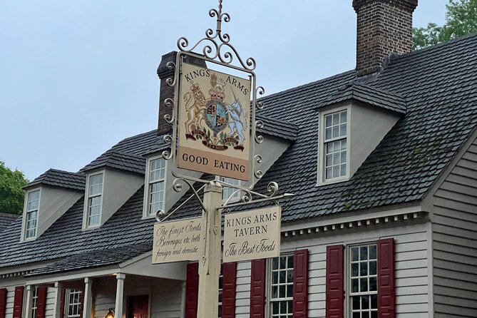 Colonial History Tour in Williamsburg Virginia - Pairing this tour with inside access for the full experience