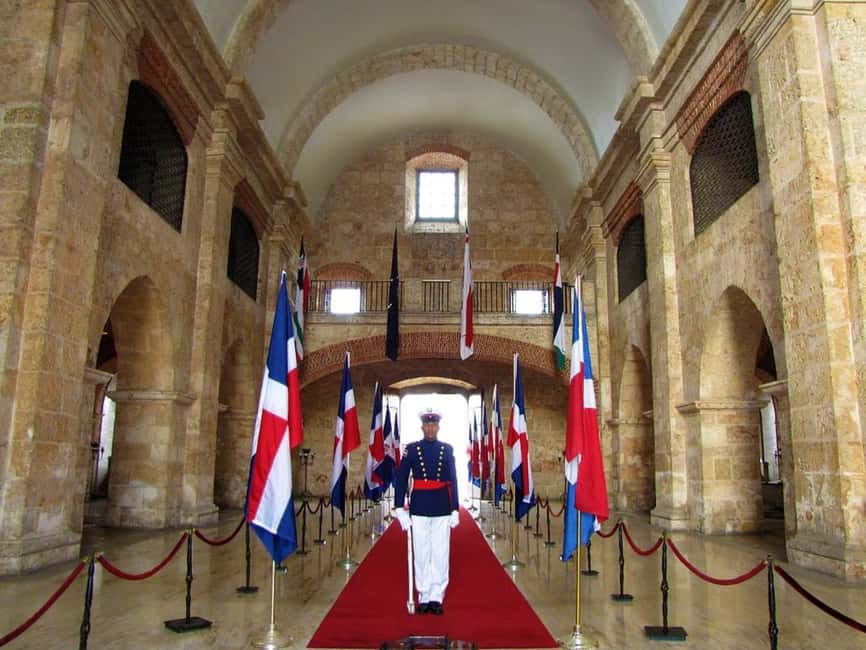 Colonial Zone: Historical Tour with a visit to the Columbus Lighthouse and Tres Ojos Park - Should you book this historical tour of Santo Domingo?