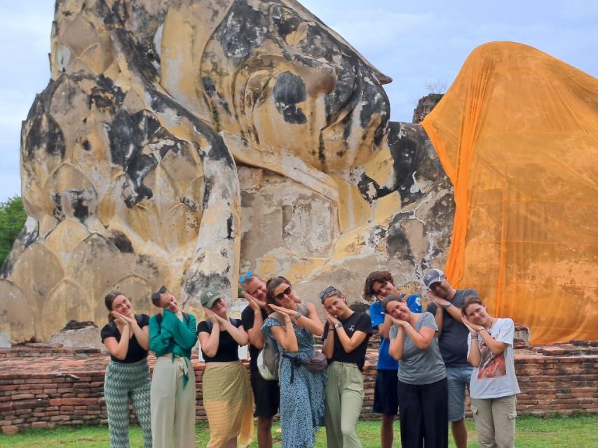 Colors of Ayutthaya: UNESCO Heritage 6 hour Bicycle Tour - Wat Phra Si Sanphet: Three Pagodas and a Temple-City Mindset