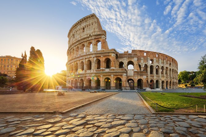 Colosseum, Roman Forum, Palatine Hill & Immersive Video - Palatine Hill: the view that makes the Colosseum feel inevitable