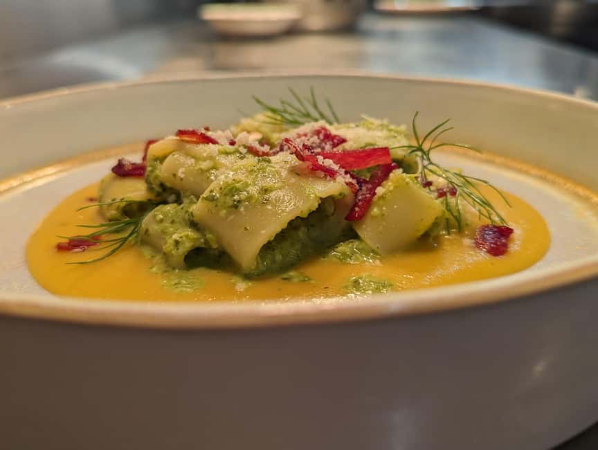 Communal dinner in an ancient Tuscan farmhouse - The fixed multi-course menu and why it’s worth not choosing