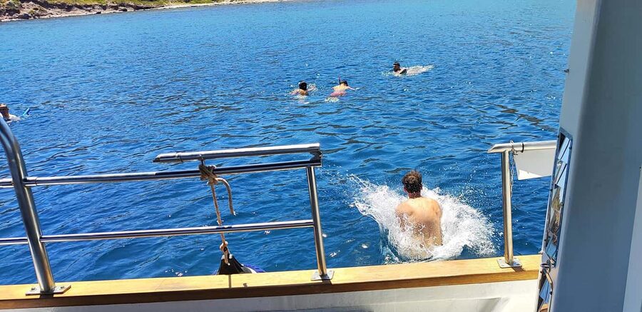 Corinth Canal Cruise: Ancient Ports, Crystal Waters &History - Food, Wine, and the On-Board Vibe