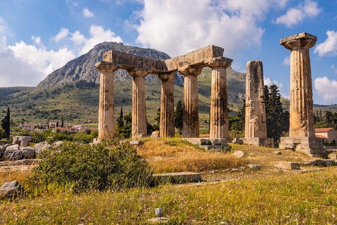 Corinth Canal, Mycenae & Nafplion Premium Tour with Expert Guide - Syntagma Square: a brief Athens reset before Nafplion