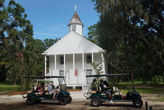 Daufuskie Island Guided History Tour from Hilton Head - Golf carts on Daufuskie’s undeveloped side: easy touring on a remote island