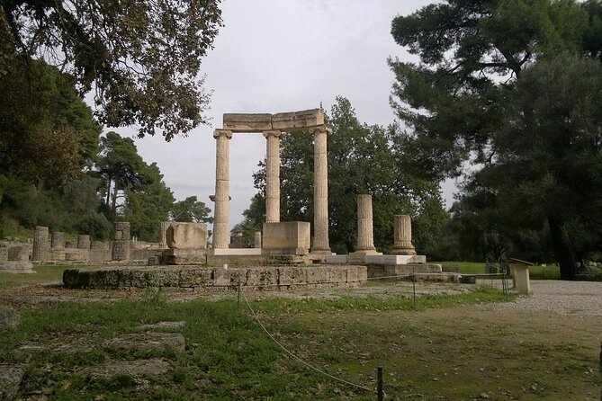 Day tour to Ancient Olympia,Ancient Sparta Mycenae Including Meal - Corinth Canal: A Quick Break With Big Geometry