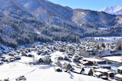 Departing from Takayama [Regular sightseeing bus] World Heritage Sites Shirakawago and Gokayama Ainokura - Ainokura Gassho Community: Gokayama’s quieter start