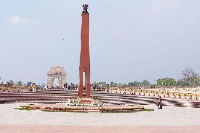 Discover Delhi's Cultural Heritage in a Day with Food Tasting - Jama Masjid and the Sunset Clock: When Timing Matters