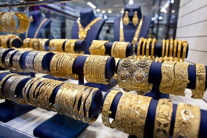 Discover Heart of Dubai's Old Town, Heritage, Abra & Souqs - Key things you’ll notice on this Old Town route