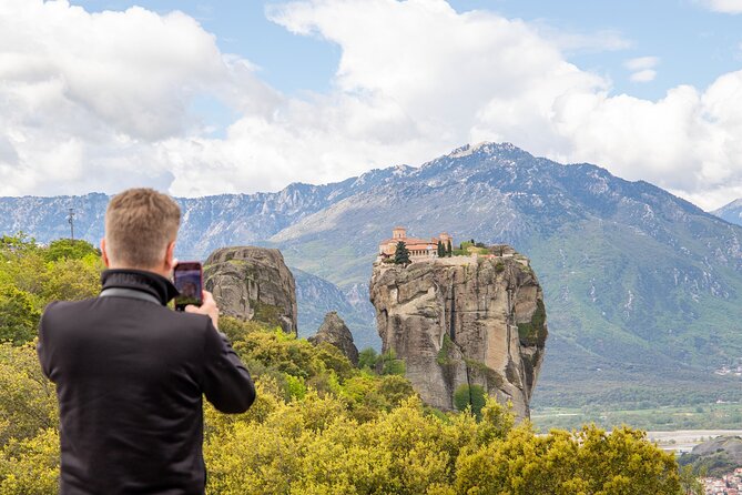 Discover Meteora's Monastic Heritage: Personalized Private Tour - Pickup in Kalambaka and Kastraki: The Start That Sets the Tone