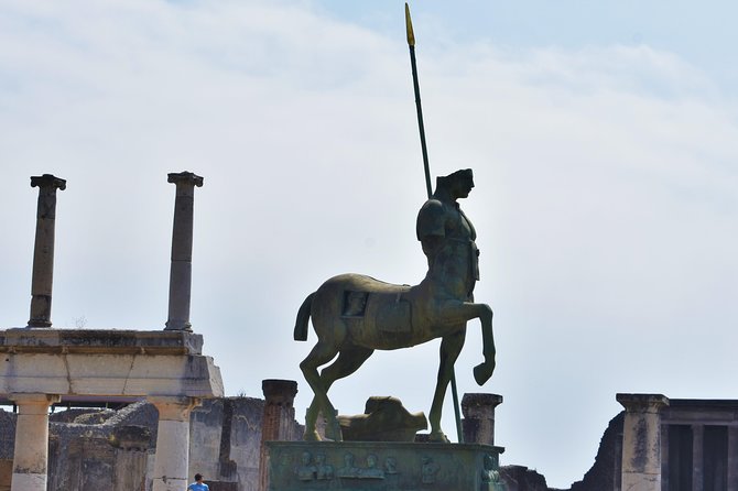 Discover the Ancient Ruins of Pompeii: Day Trip from Rome - Lunch in Pompeii: included, local, and a place to plan for allergies