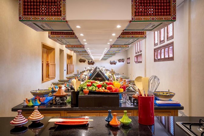 Discovery of Moroccan Culinary Heritage, History and Secrets - The Moroccan Bread Moment: Oven Heat and Real Spice Smell