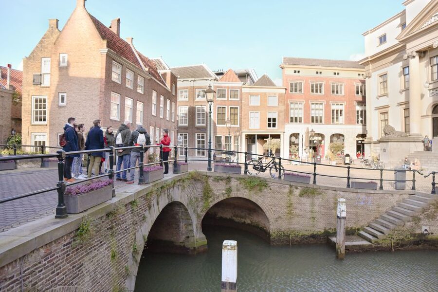 Dordrecht: Dark History Tour - Voorstraat 276: Meeting Dordrecht’s Dark Reputation