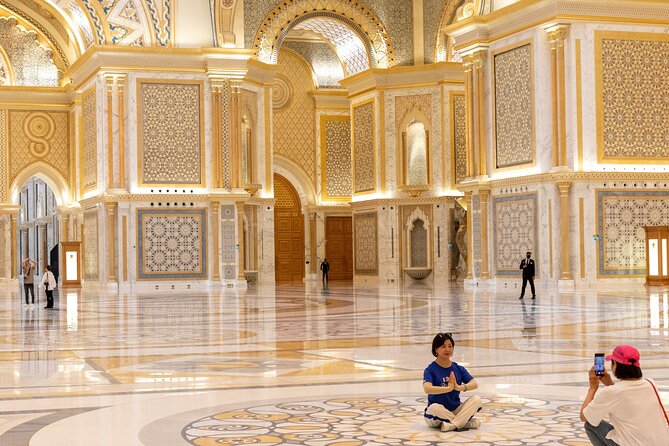 Dubai: Abu Dhabi Trip with Lunch at Al Khayma Heritage Restaurant - Lunch at Al Khayma Heritage Restaurant: Fuel for a Full Day