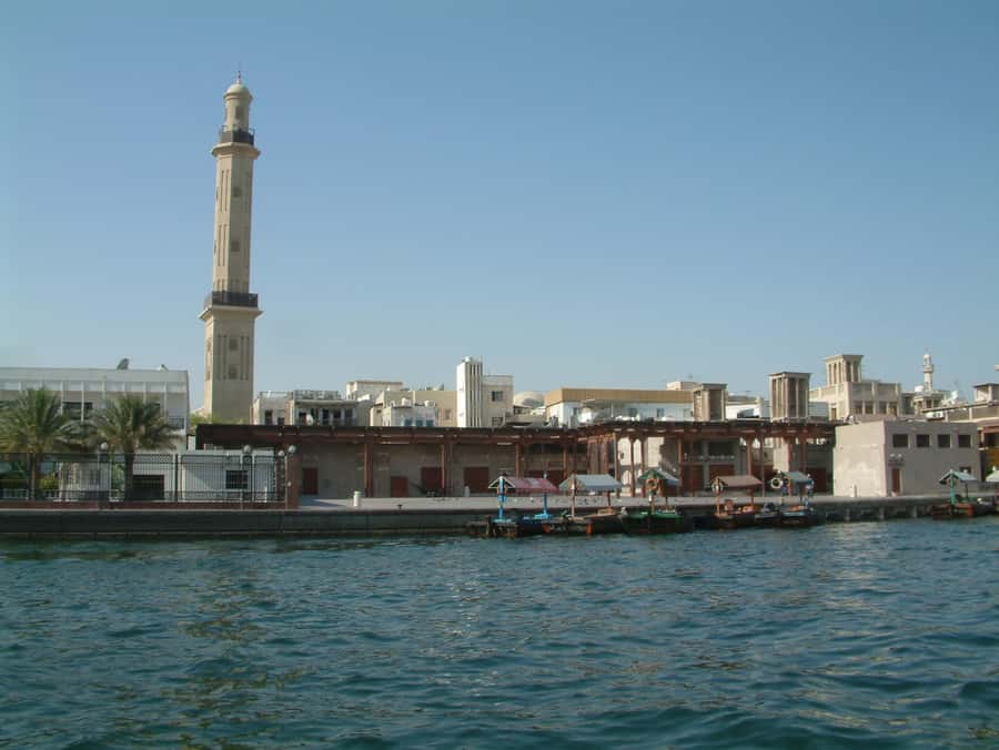 Dubai: Al Fahidi Historical District Heritage Tour - Arabic coffee and dates: the calm finish that helps it click