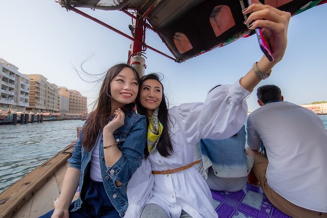 Dubai Half Day Tour: Discover Old Dubai’s Heritage & Culture - Souk Madinat Jumeirah and Burj Al Arab Photos: A Smooth Finish
