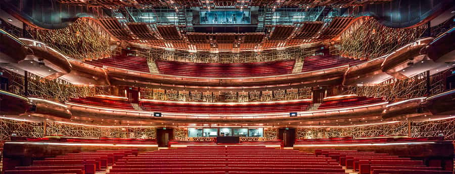 Dubai: Walking, Architecture and History Tour of Dubai Opera - Dubai Opera’s Design Power: Why This Walk Works