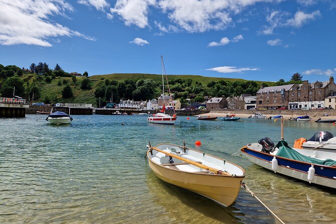 Dunnottar Castle and Coastal Heritage - Stonehaven: lunch on your terms, then harbor and boardwalk views
