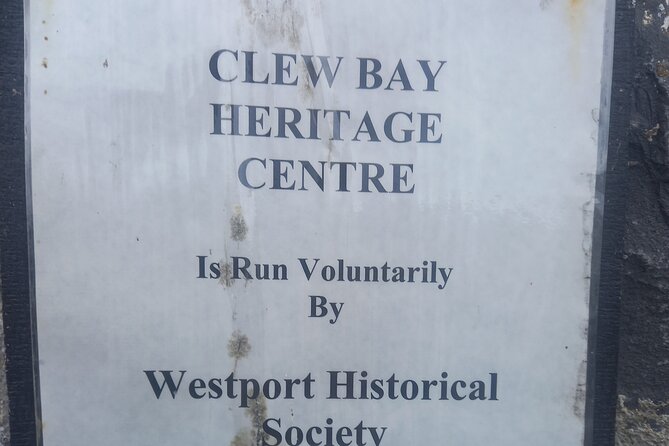 EBIKE GUIDED TOUR HERITAGE center & THE PIRATE QUEEN LEDGENDS - Heritage Centre Westport: famine-era stops and the pirate-queen backbone