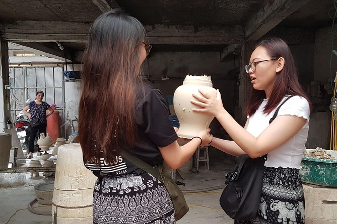 Enjoy making pottery in Amazing Ancient Village! - Lunch in the village: a real break, not a rushed add-on