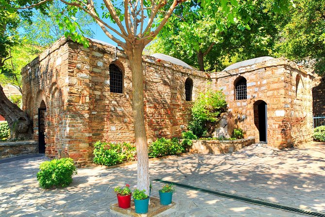 Ephesus Ancient City & House of Mary Guided Small Group Tour - Temple of Artemis: a short stop that completes the classic Ephesus view