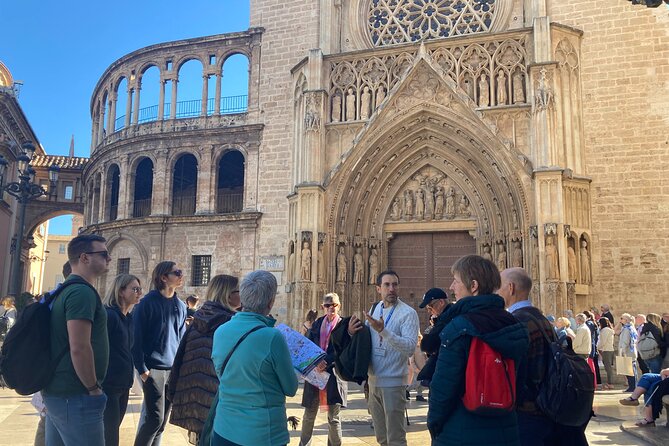Essential Valencia and World Heritage Sites (English) - Valencia’s plazas and market life: Town Hall and the Central Market feel connected