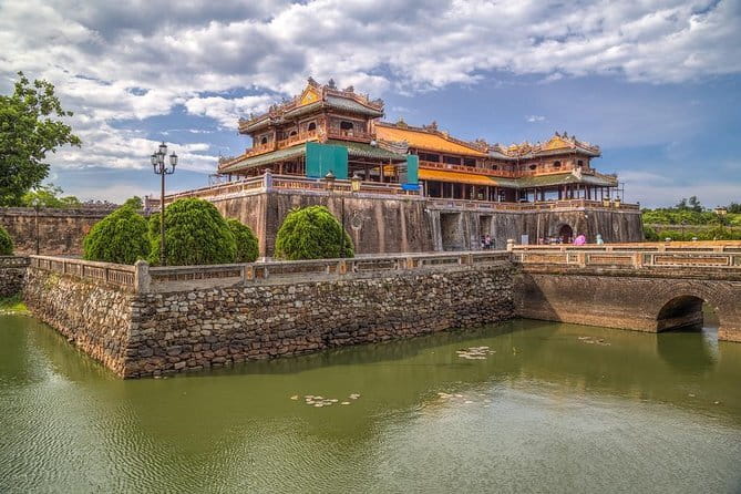 Explore Hoi An Ancient Town and Coconut Village with Dinner - Price and what $42 actually covers