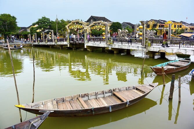 Explore Hoi An Ancient Town and Coconut Village with Dinner - Cam Thanh Coconut Village: basket boats, coconut crafts, and that race beat