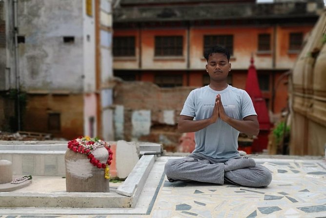 Explore Varanasi’s heritage - Meeting at Dashashwamedh Ghat and getting oriented fast