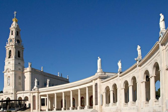Faith and Heritage: Fátima, Batalha, Nazaré, Óbidos from Lisbon - Should you book this Lisbon day trip to Fátima, Batalha, Nazaré, and Óbidos?