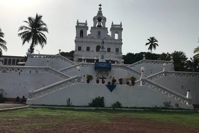Fontainhas Heritage Walk With Guide Mario - Stop 1: Patto Colony and the Old Patto Bridge Area (First 30 Minutes)