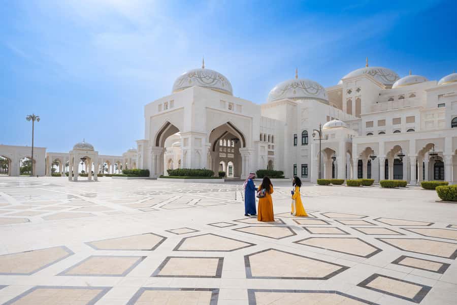 From Abu Dhabi: Grand Mosque, Royal Palace& Heritage Village - Key Points Worth Knowing