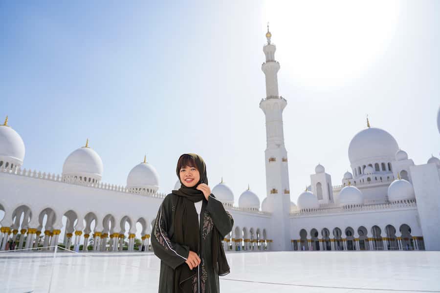 From Abu Dhabi: Grand Mosque, Royal Palace& Heritage Village - Sheikh Zayed Grand Mosque: Dress Code and Photo-Time Reality