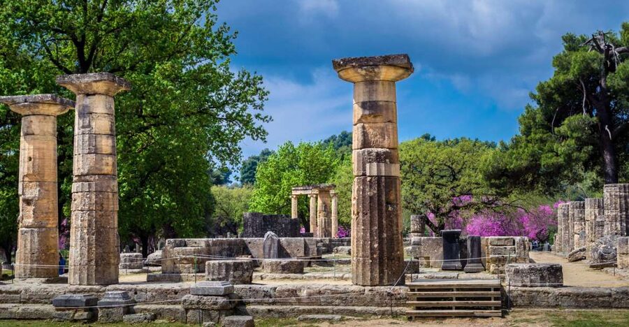 From Athens: Ancient Olympia Full-Day Private Tour - Corinth Canal: a 15-minute stop that breaks up the drive