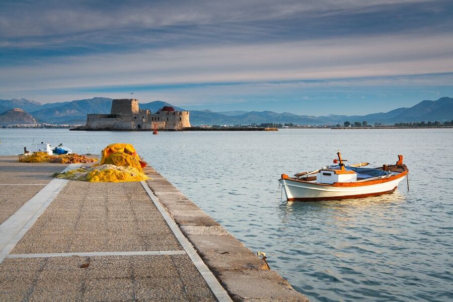 From Athens: Explore Ancient Greece 4-Day Tour - The 4-day Athens-to-the-ancient-world route: what it feels like