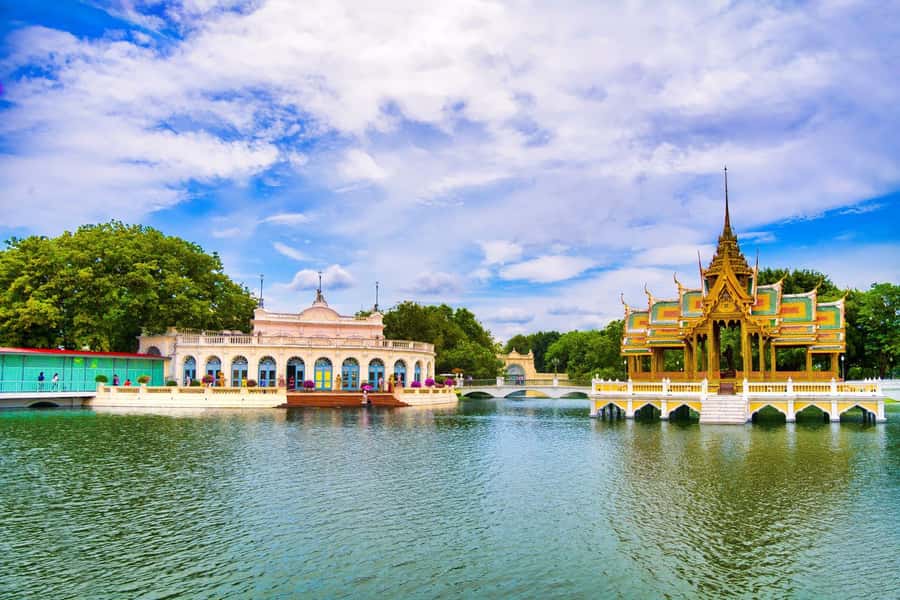 From Bangkok: Ayutthaya Ancient City Temple Tour - Bang Pa-In Royal Palace: the warm-up stop before the ruins