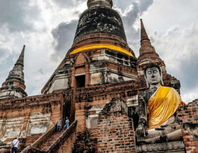 From Bangkok: Ayutthaya Heritage Tour with Sunset Boat Ride - Wat Yai Chai Mongkhon: The Chedi That Makes the Scale Click
