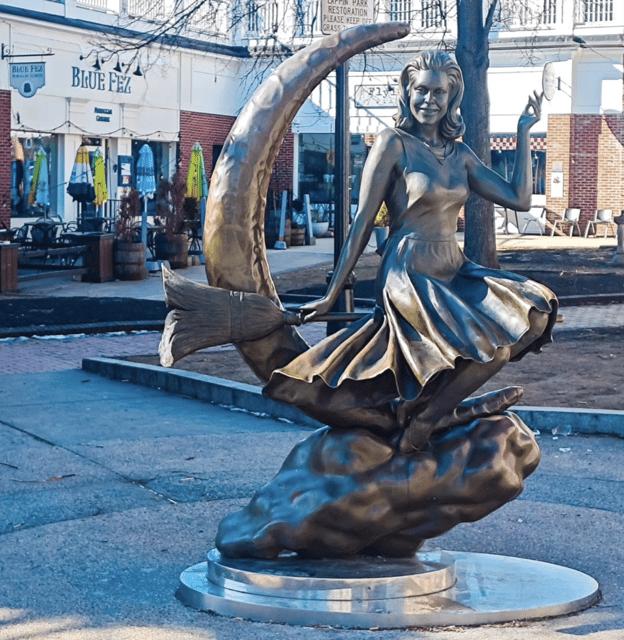 From Boston: Salem Witch Trials History Tour - Free time in town: use it for food and low-stress browsing
