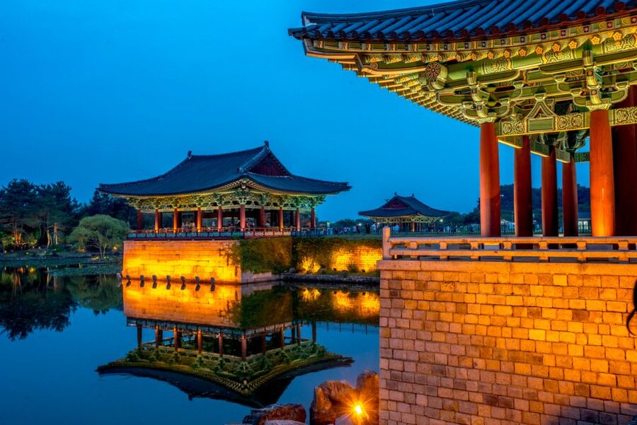 From Busan: Gyeongju UNESCO World Heritage Guided Day Tour - Daereungwon Tomb Complex and Hwangnidan-gil: Where the Stories Get Specific