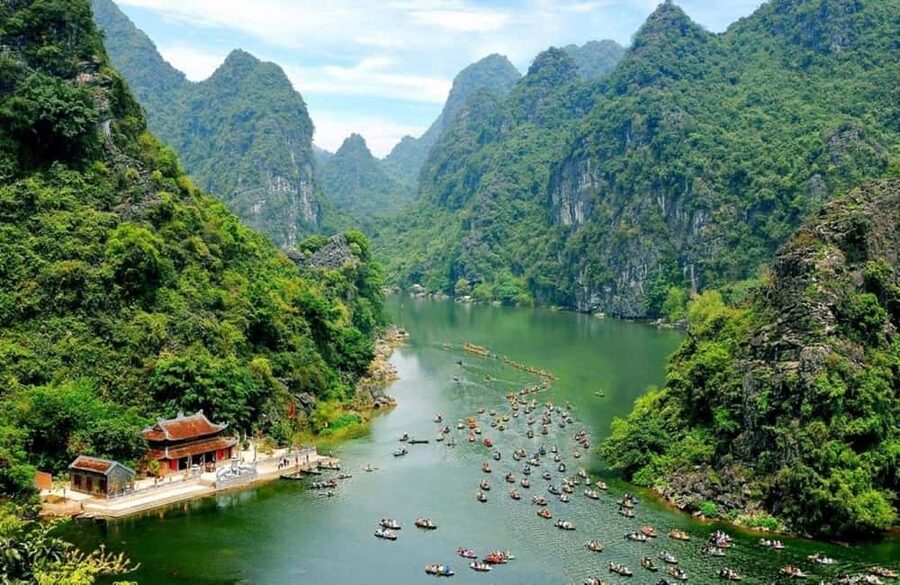 From Hanoi: Trang An eco-tourism - Hoa Lu ancient & Mua Cave - Hoa Lu: stepping into Vietnam’s ancient capital era