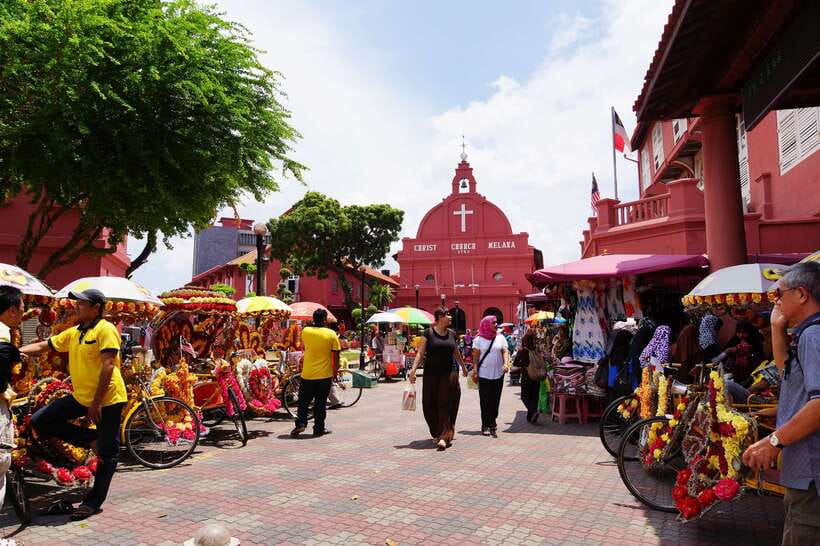From Kuala Lumpur: Full-Day Historical Tour of Malacca - Stadthuys and Red Square: where Malacca’s colonial look becomes obvious